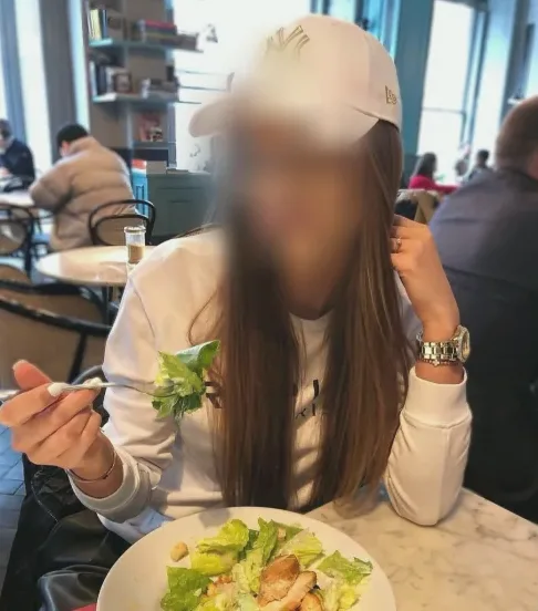 Cindy, 32