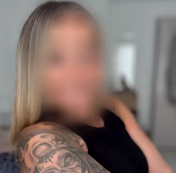 Dilara, 36