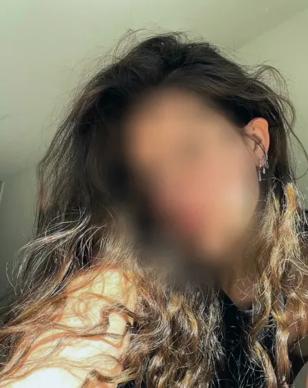 Ilse, 19