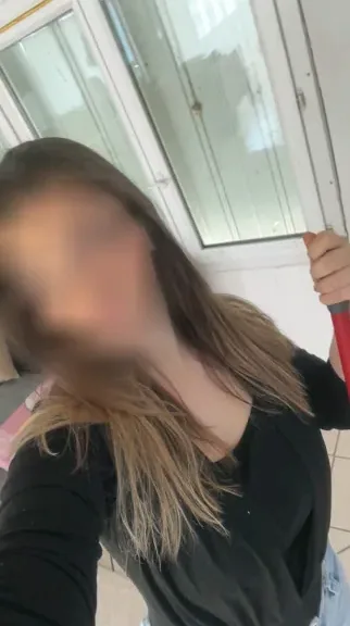 Lynn, 20