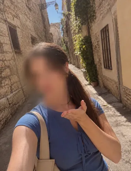 Nadia, 26