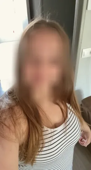 Naomi, 29