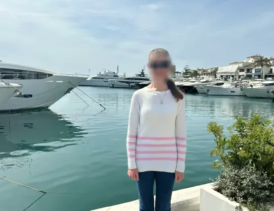 Sofia, 36