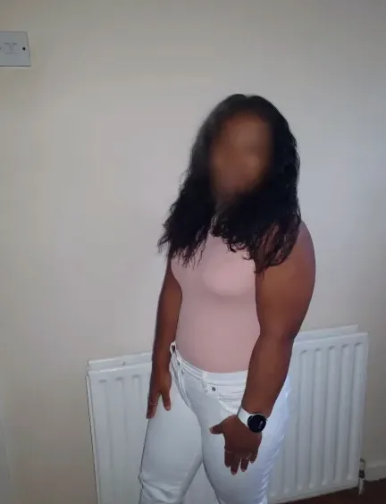 Soukaina, 24