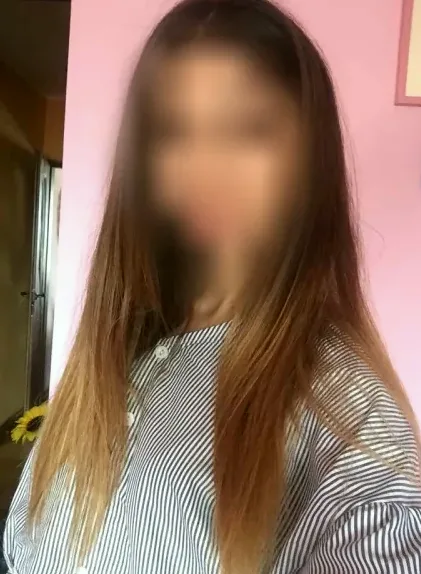 Wendy, 28